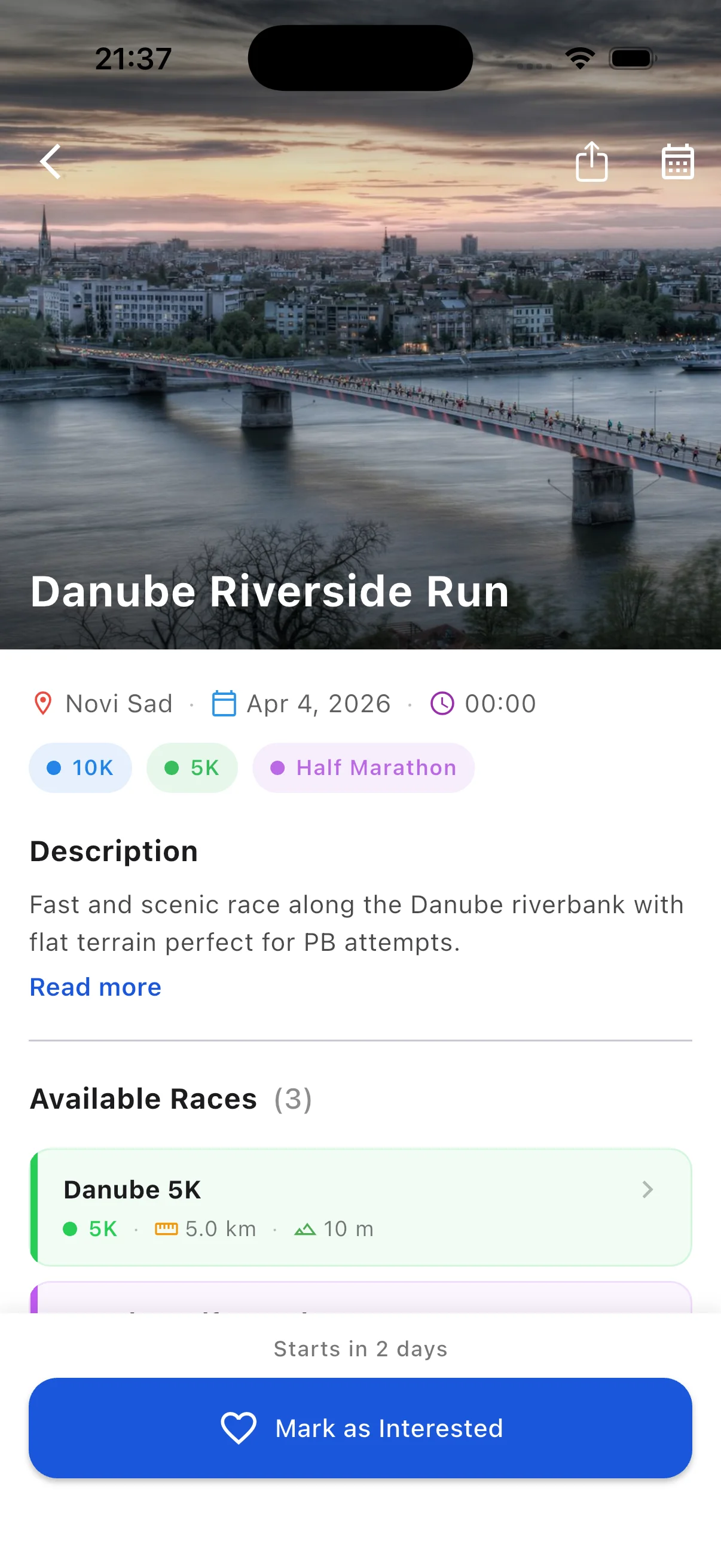 Runqo app race event details with date, distance and registration
